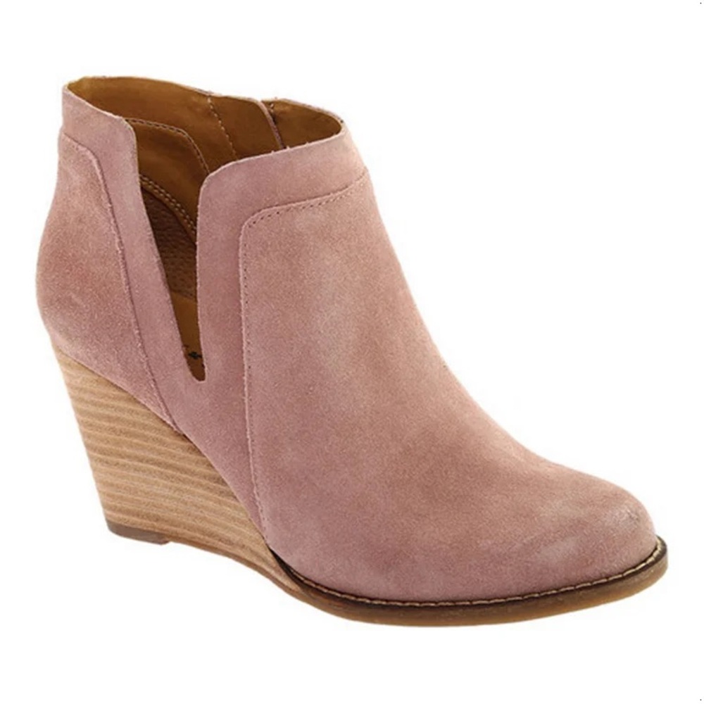 Lucky Brand Yabba Booties Blush Size 7.5